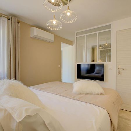 Domaine Le Courti - Adult Only Hotel Le Barcares Room photo