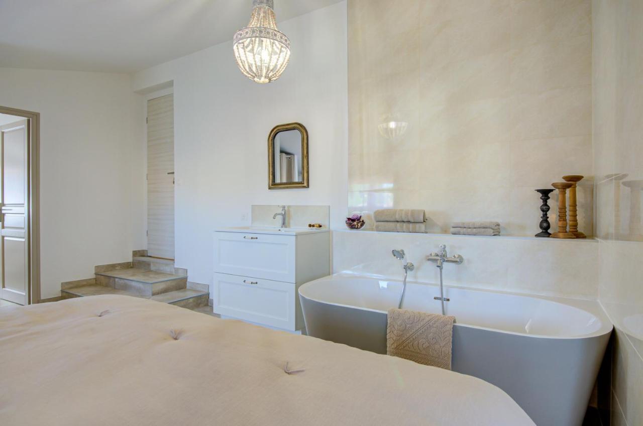 Domaine Le Courti - Adult Only Hotel Le Barcares Room photo
